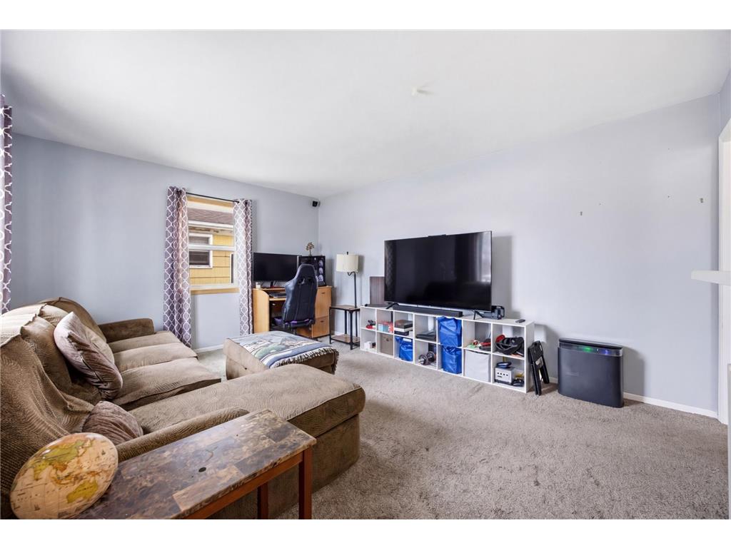 1321 9th Avenue S Moorhead MN 56560 7054757 image8