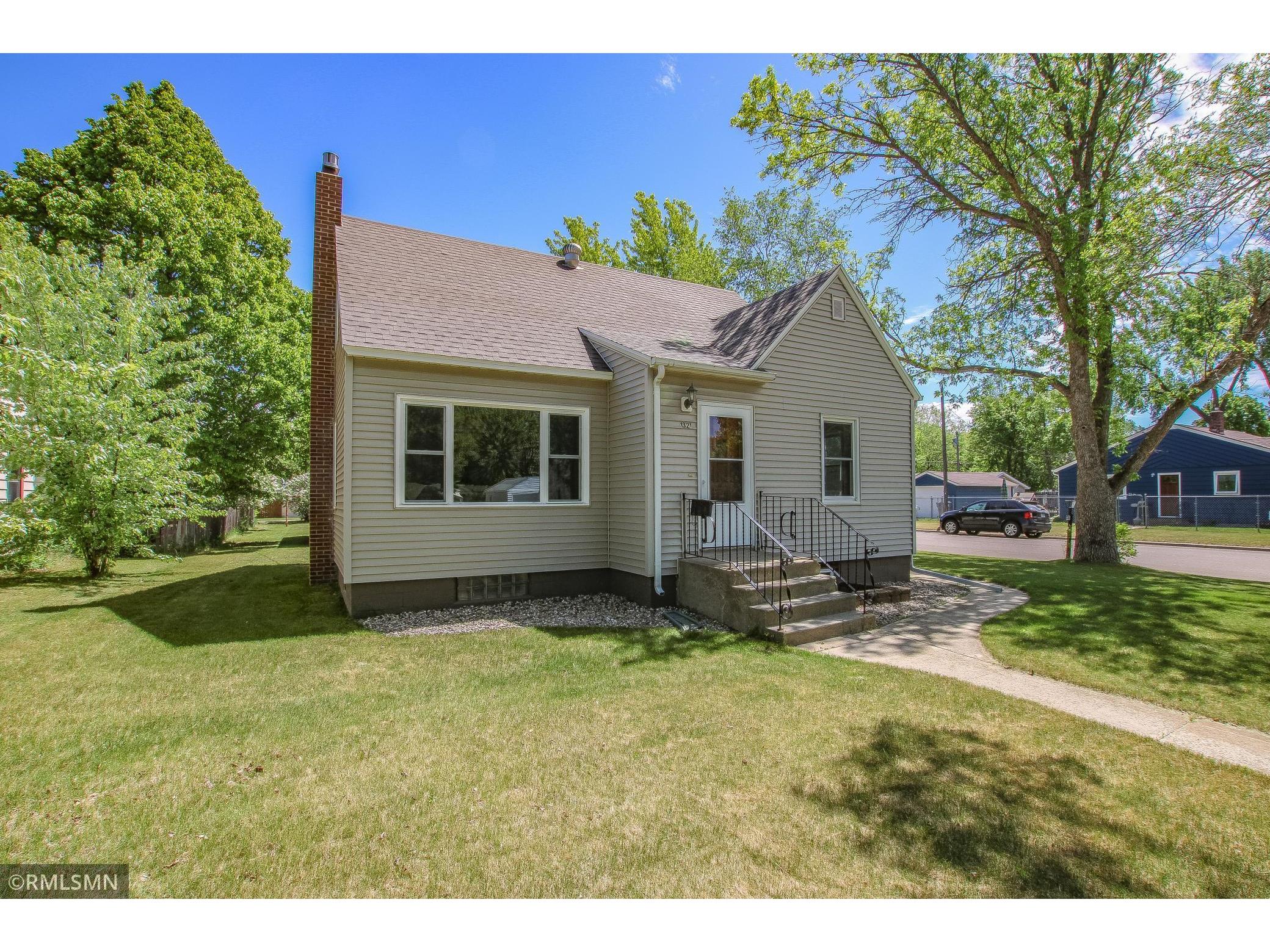 1321 Ash Street, Alexandria, MN 56308 MLS 5763259 Edina Realty