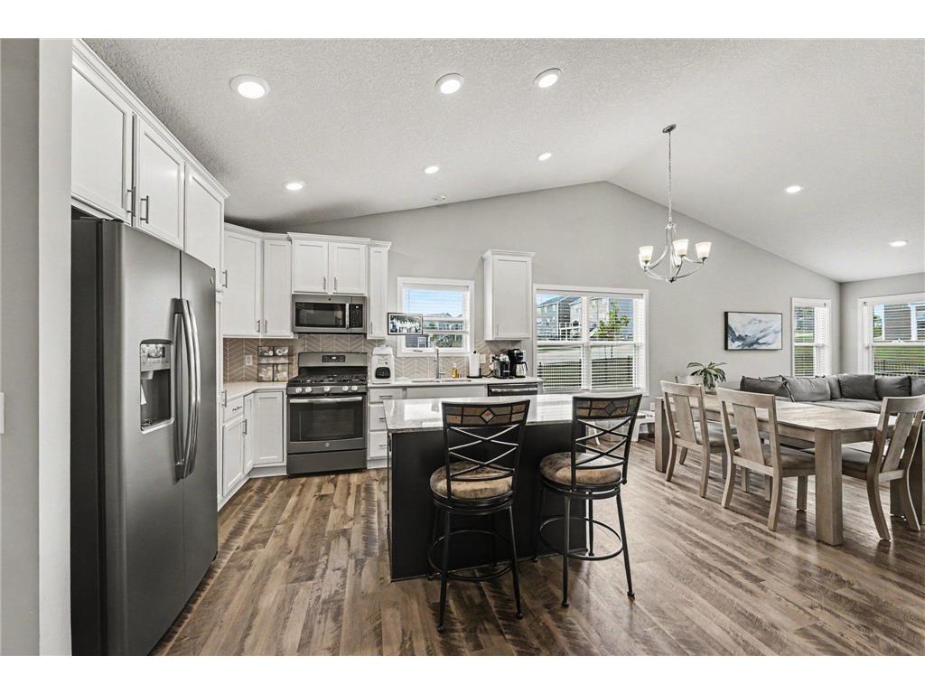 1321 Chestnut Circle Carver MN 55315 7091059 image4