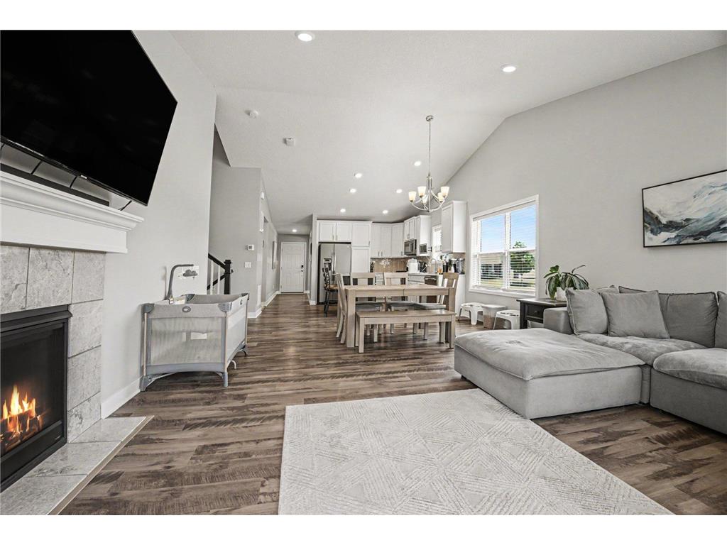 1321 Chestnut Circle Carver MN 55315 7091059 image6