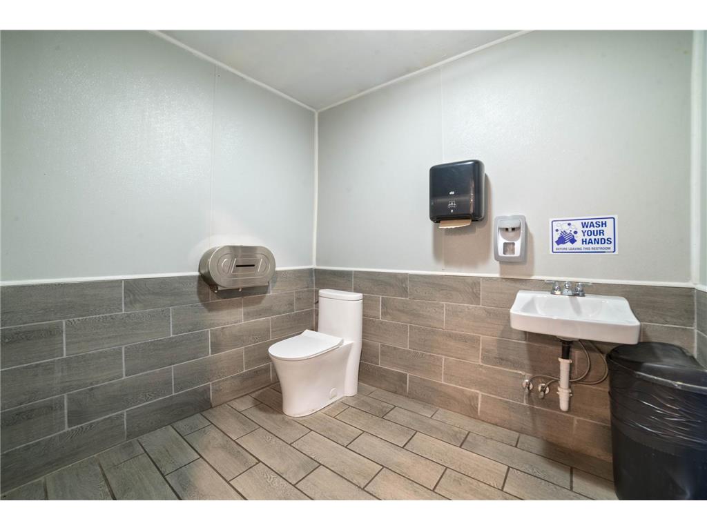 1321 Commonwealth Avenue Duluth MN 55808 6468081 image23