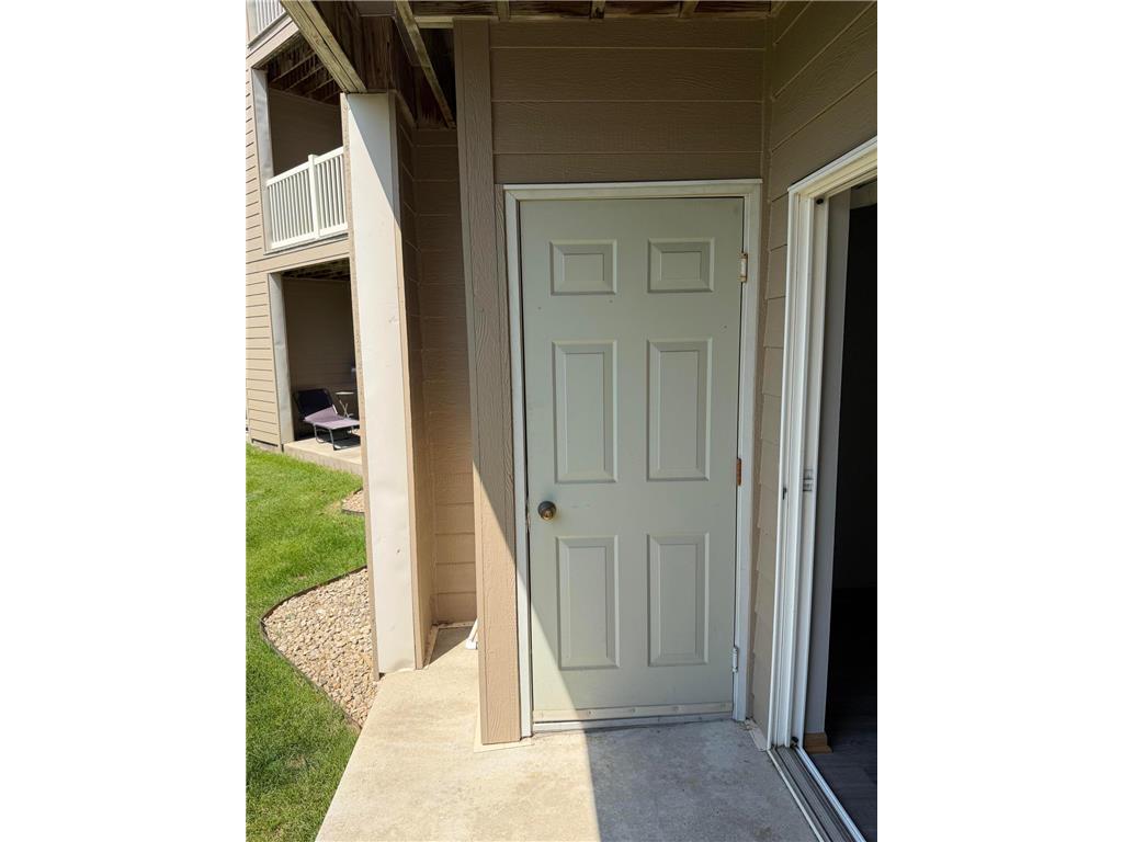 1321 Lake Drive W #111 Chanhassen MN 55317 7066005 image11