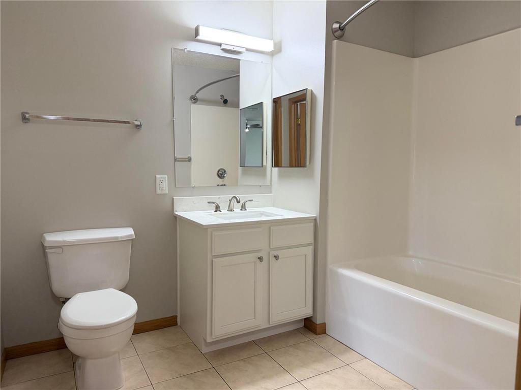 1321 Lake Drive W #111 Chanhassen MN 55317 7066005 image19