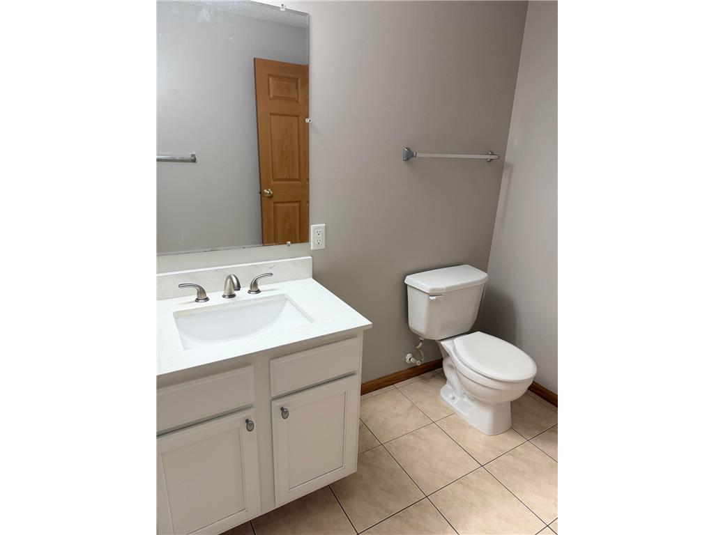 1321 Lake Drive W #111 Chanhassen MN 55317 7066005 image25