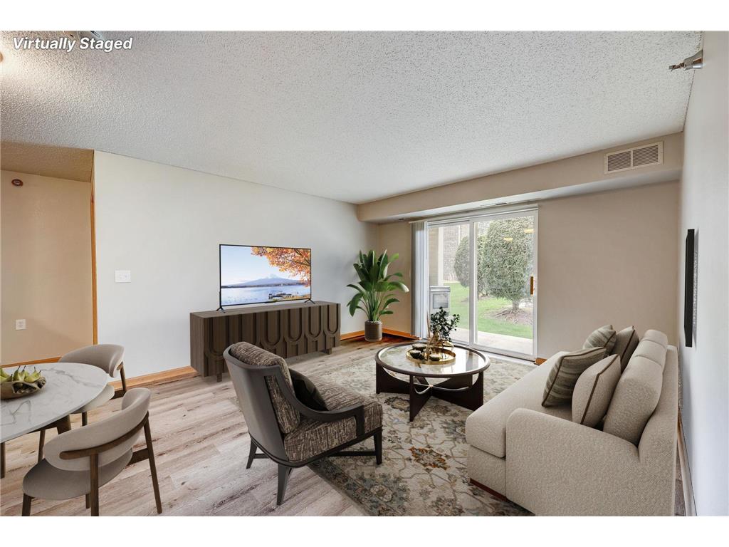 1321 Lake Drive W #117 Chanhassen MN 55317 6441176 image1