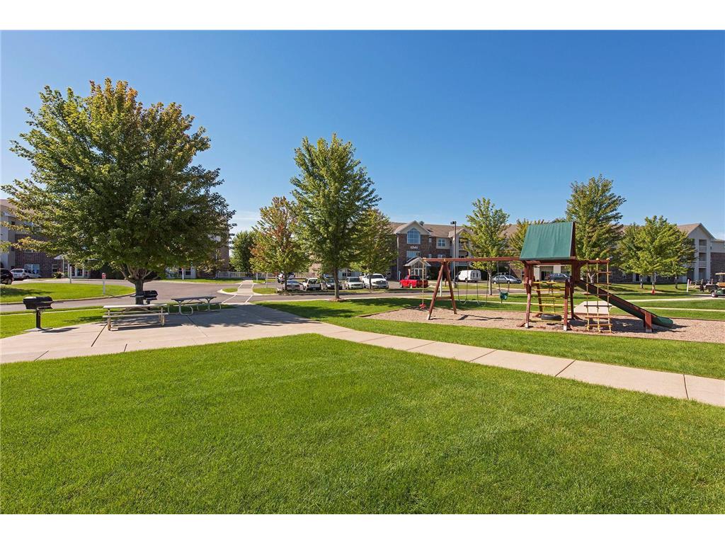 1321 Lake Drive W #123 Chanhassen MN 55317 7086500 image29