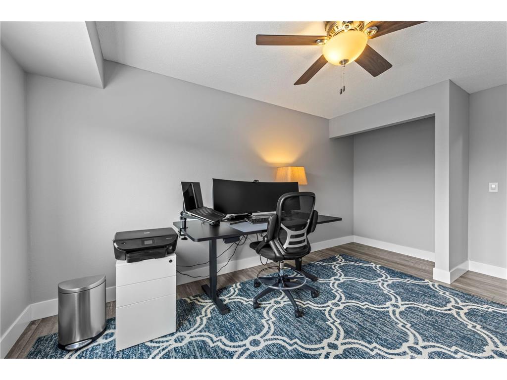 1321 Lake Drive W #216 Chanhassen MN 55317 7011240 image25