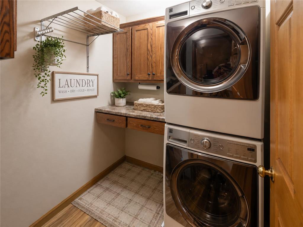 1321 Lake Drive W #302 Chanhassen MN 55317 7062783 image6