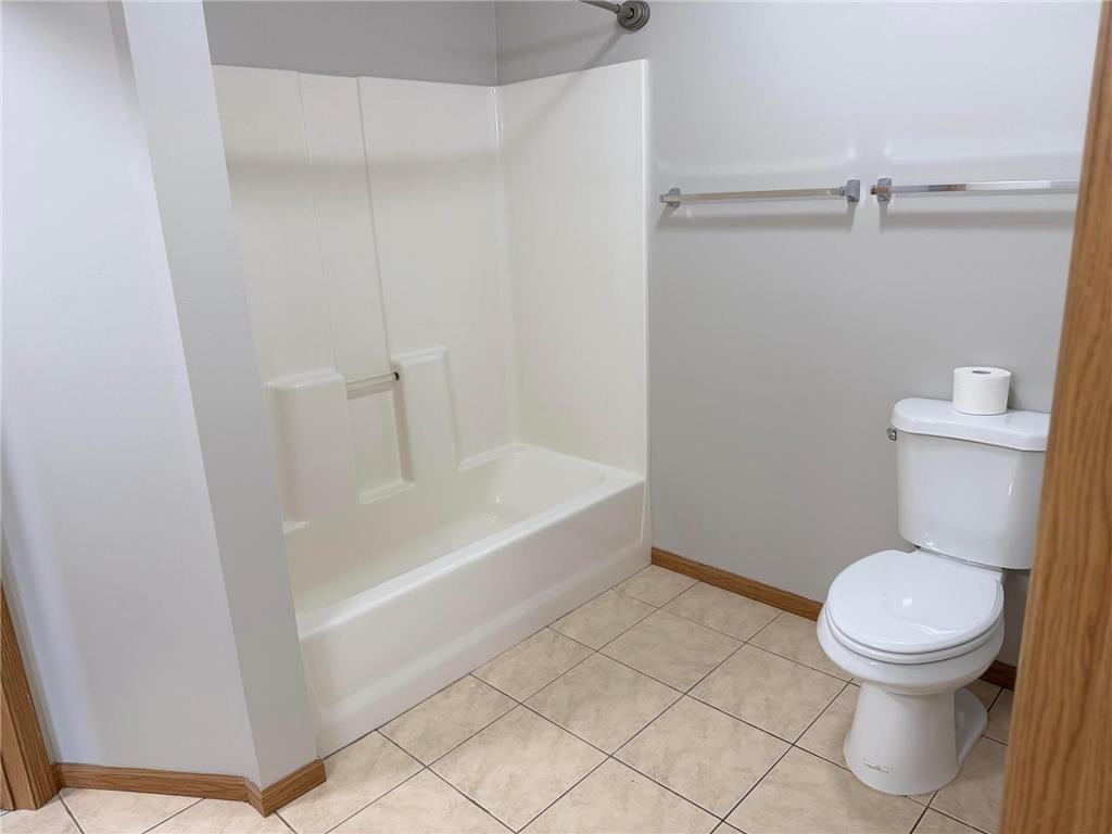 1321 Lake Drive W #329 Chanhassen MN 55317 7088171 image18