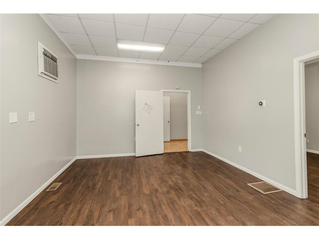 1321 Payne Avenue E Saint Paul MN 55130 7085772 image12