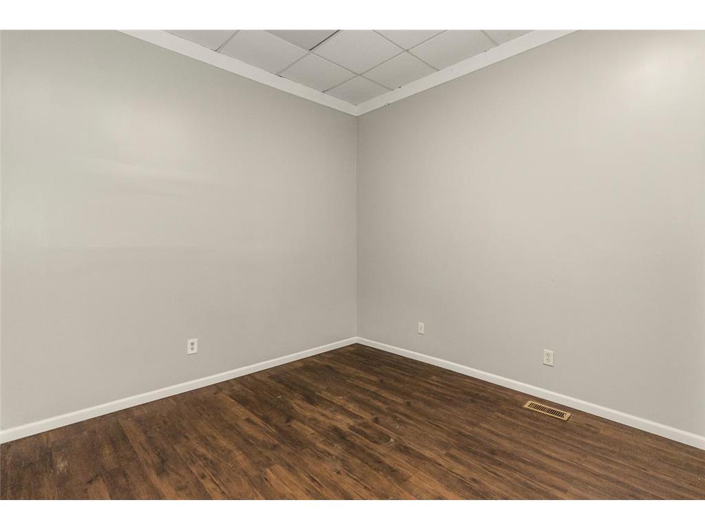 1321 Payne Avenue E Saint Paul MN 55130 7085772 image14