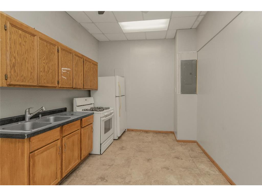 1321 Payne Avenue E Saint Paul MN 55130 7085772 image22