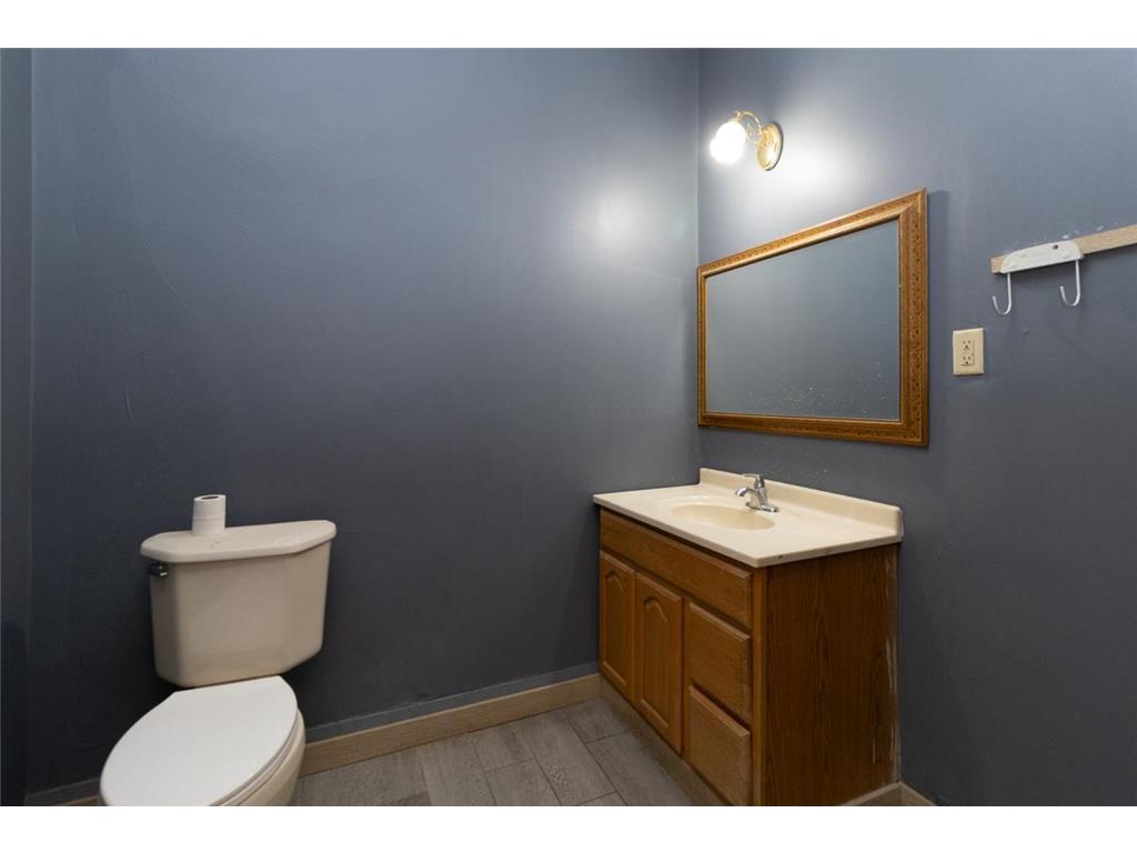1321 Payne Avenue E Saint Paul MN 55130 7085772 image40