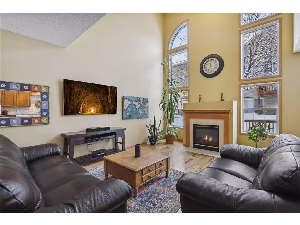 1321 White Oak Drive Chaska MN 55318 6324991 image1