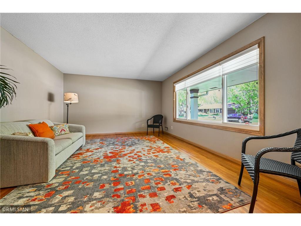 13216 Oakland Drive Burnsville MN 55337 7068742 image12