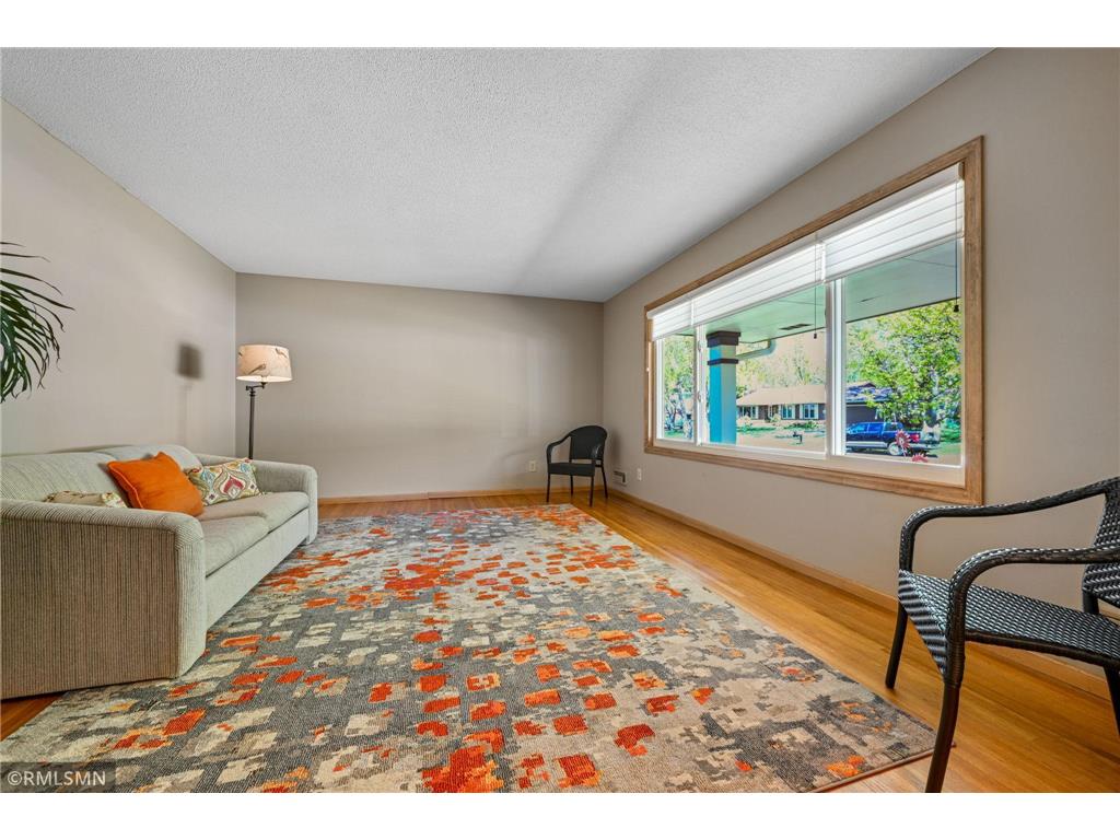 13216 Oakland Drive Burnsville MN 55337 7068742 image13