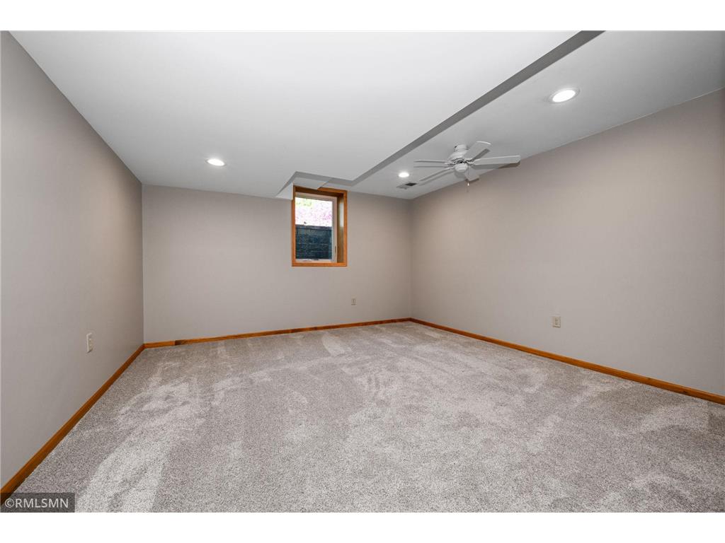 13216 Oakland Drive Burnsville MN 55337 7068742 image34
