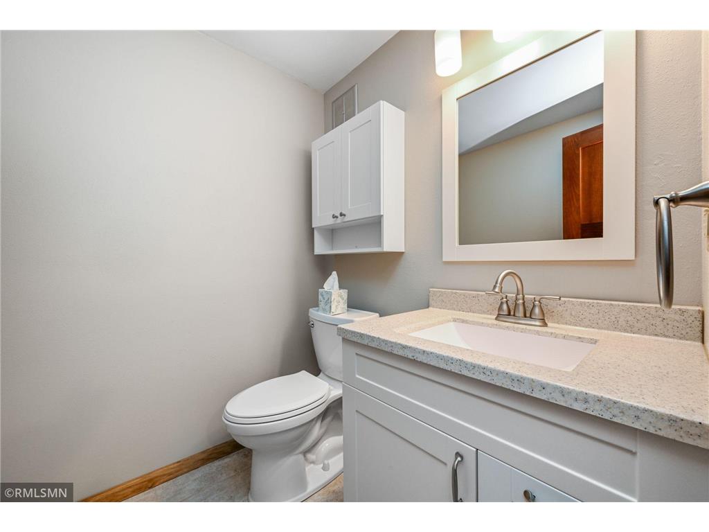 13216 Oakland Drive Burnsville MN 55337 7068742 image35