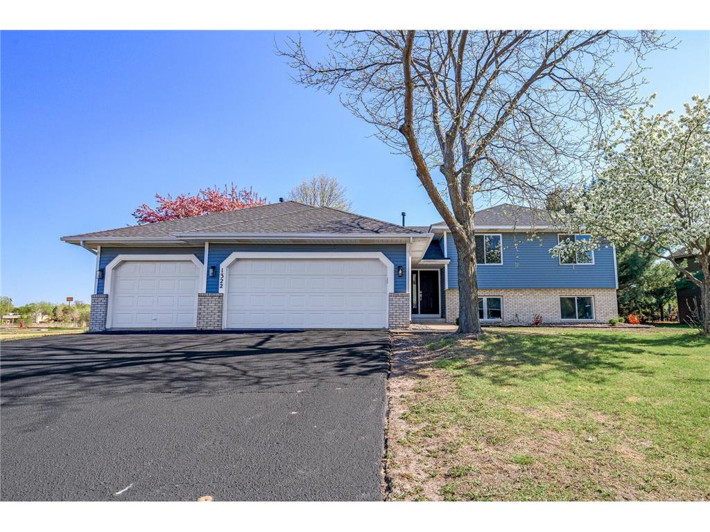 1322 123rd Avenue NE Blaine MN 55434 6714888 image1