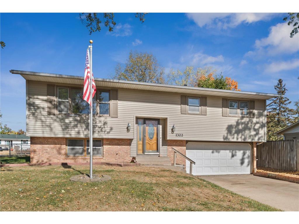 1322 17th Street W Hastings MN 55033 6618611 image1