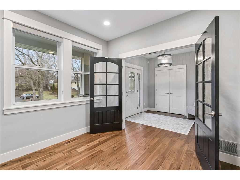 13222 Dahlgren Road Minnetonka MN 55305 7028376 image23