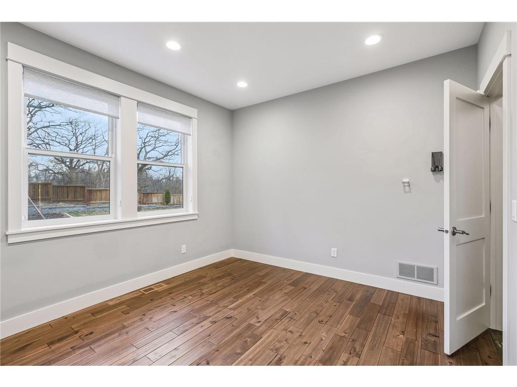 13222 Dahlgren Road Minnetonka MN 55305 7028376 image27