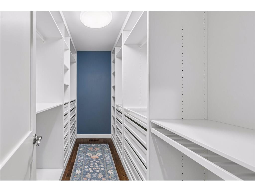 13222 Dahlgren Road Minnetonka MN 55305 7028376 image31