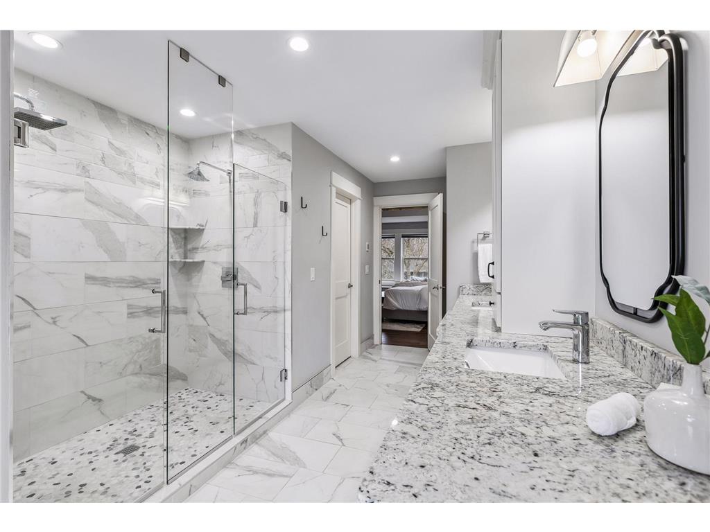 13222 Dahlgren Road Minnetonka MN 55305 7028376 image34