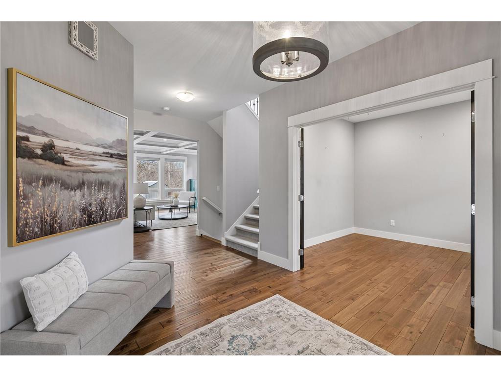 13222 Dahlgren Road Minnetonka MN 55305 7028376 image4