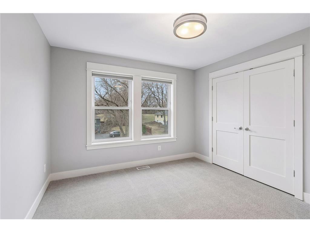 13222 Dahlgren Road Minnetonka MN 55305 7028376 image42