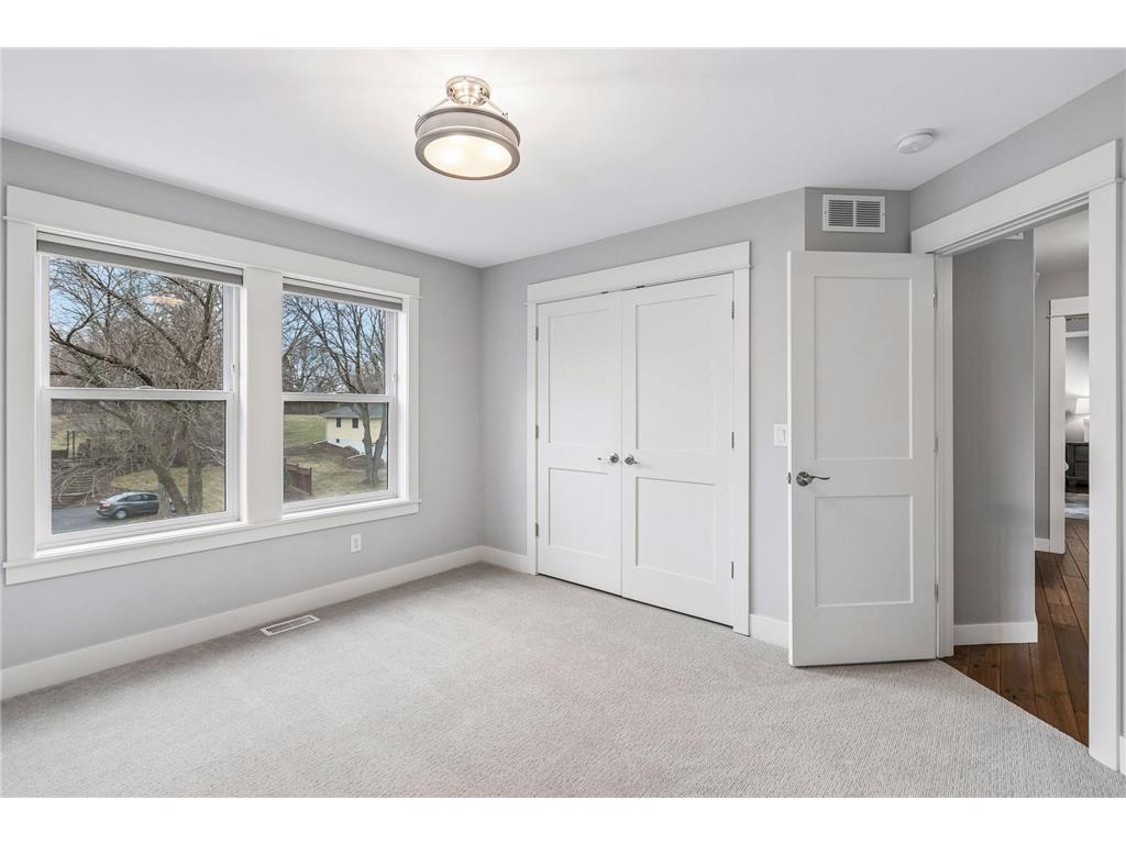 13222 Dahlgren Road Minnetonka MN 55305 7028376 image43