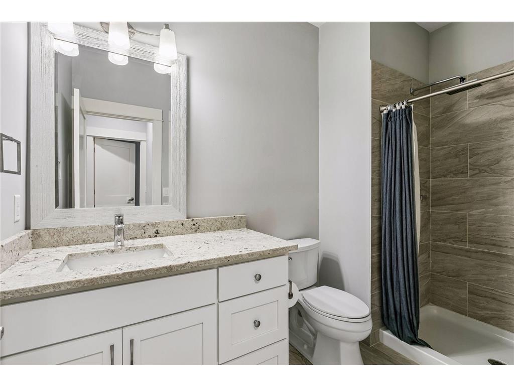 13222 Dahlgren Road Minnetonka MN 55305 7028376 image54