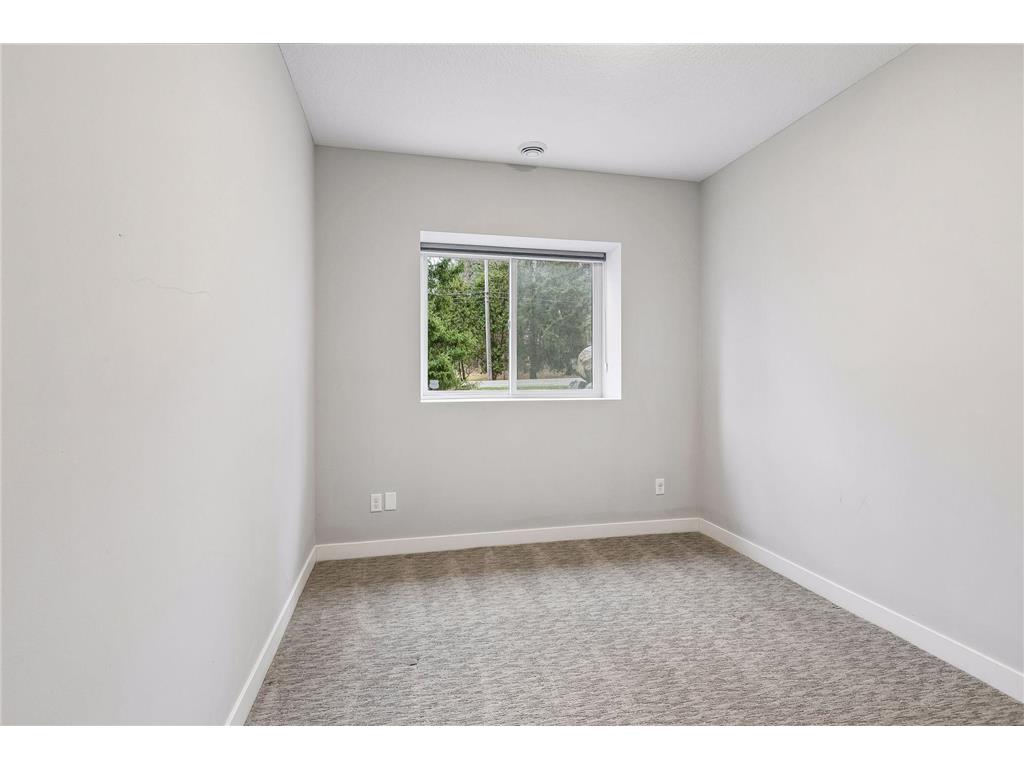 13222 Dahlgren Road Minnetonka MN 55305 7028376 image55