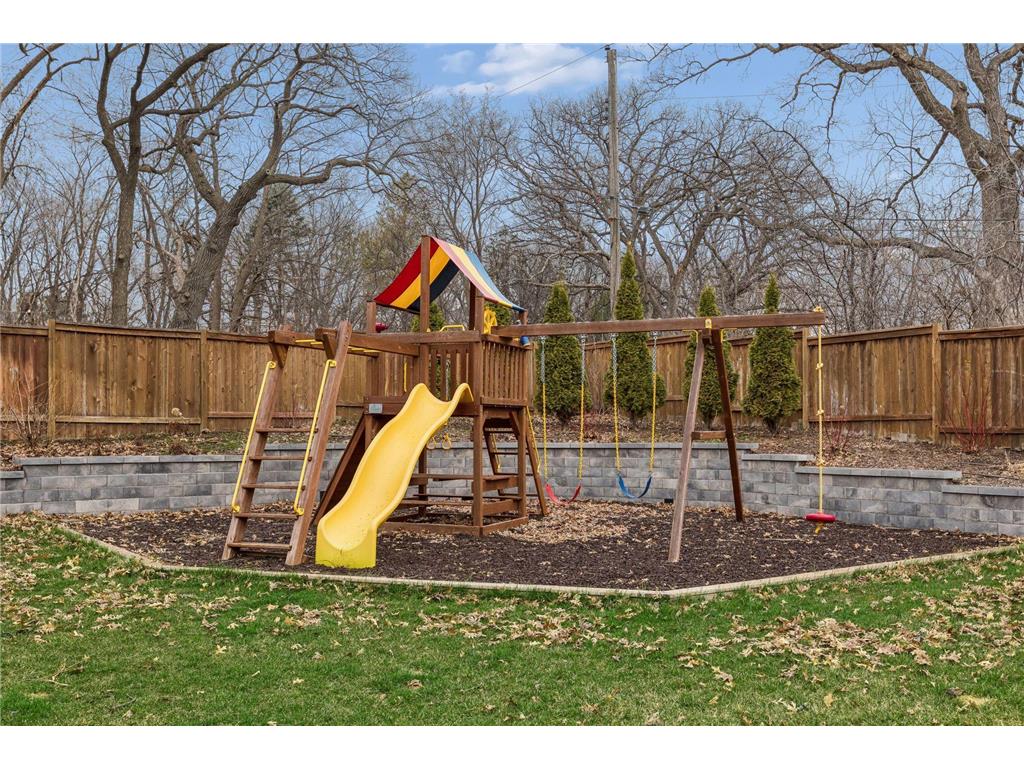 13222 Dahlgren Road Minnetonka MN 55305 7028376 image65