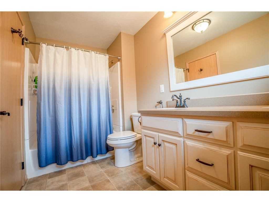 13226 53rd Street NE New London Twp MN 56288 - Nest 7049362 image22