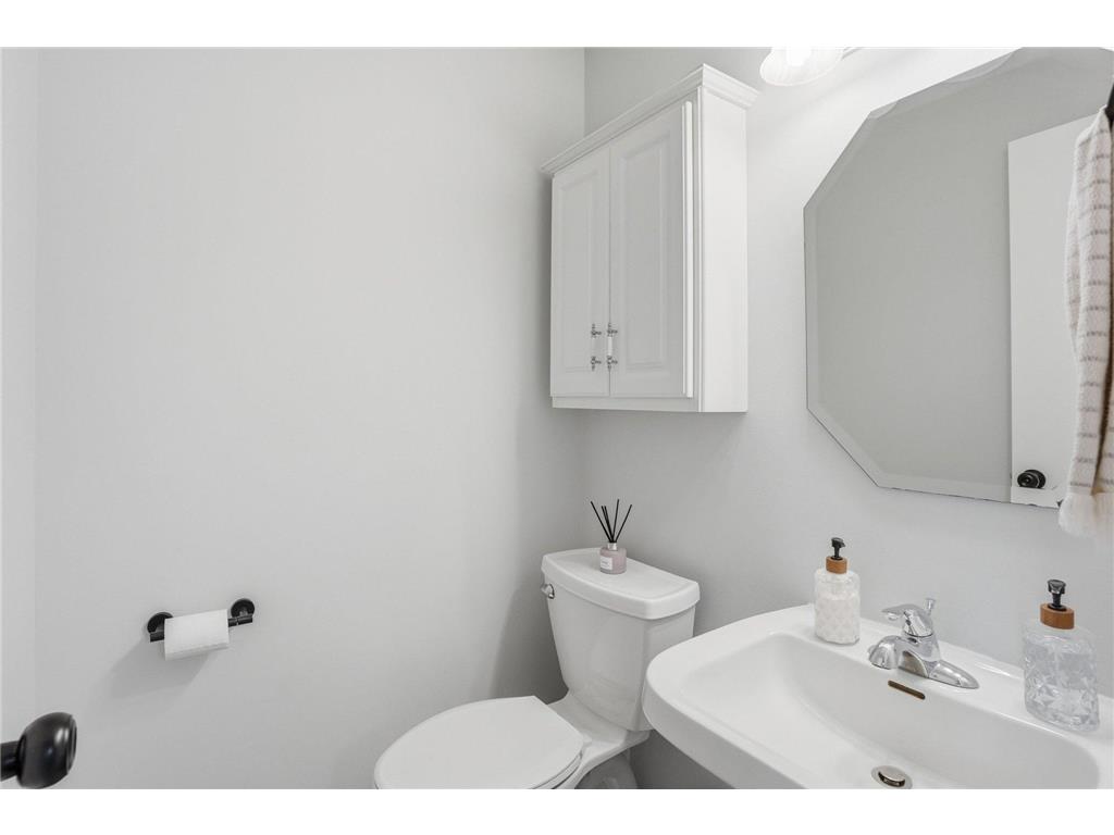 13229 Bush Lane Eden Prairie MN 55347 7081548 image14