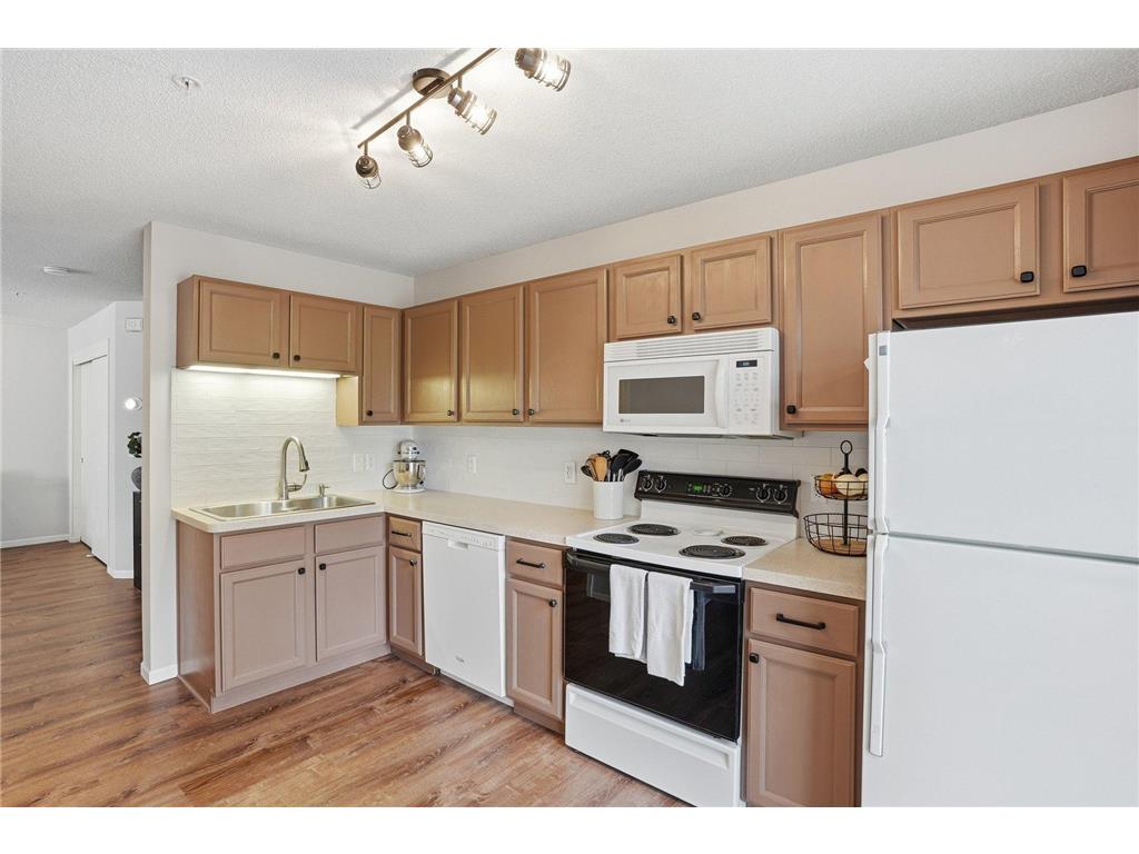 13229 Bush Lane Eden Prairie MN 55347 7081548 image8