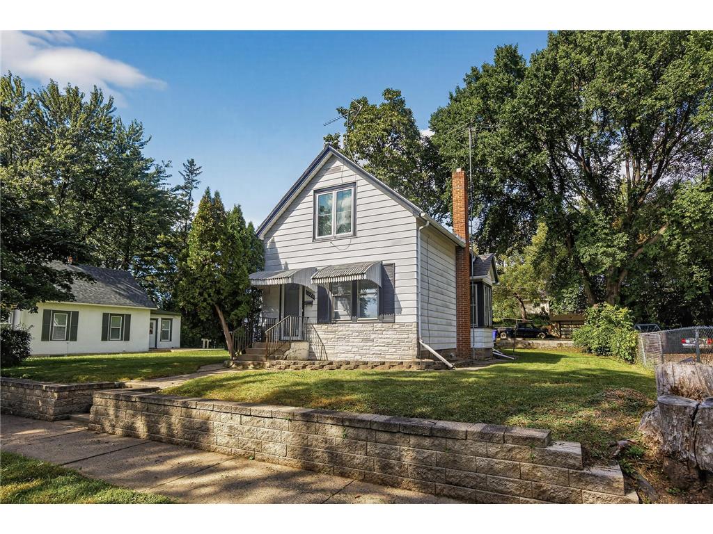 1323 4th Street E Saint Paul MN 55106 6790625 image1