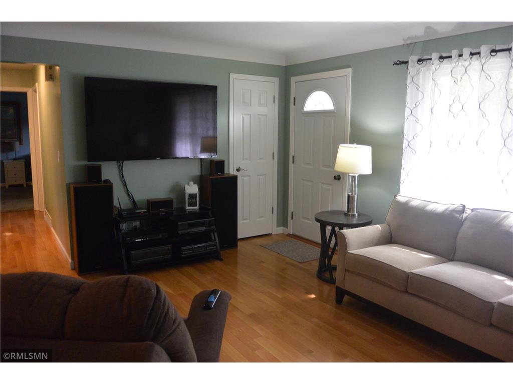 1323 Armstrong Avenue N Glencoe MN 55336 7084420 image12