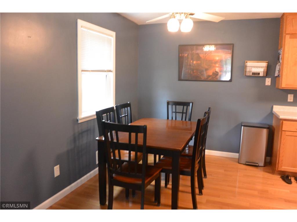 1323 Armstrong Avenue N Glencoe MN 55336 7084420 image17