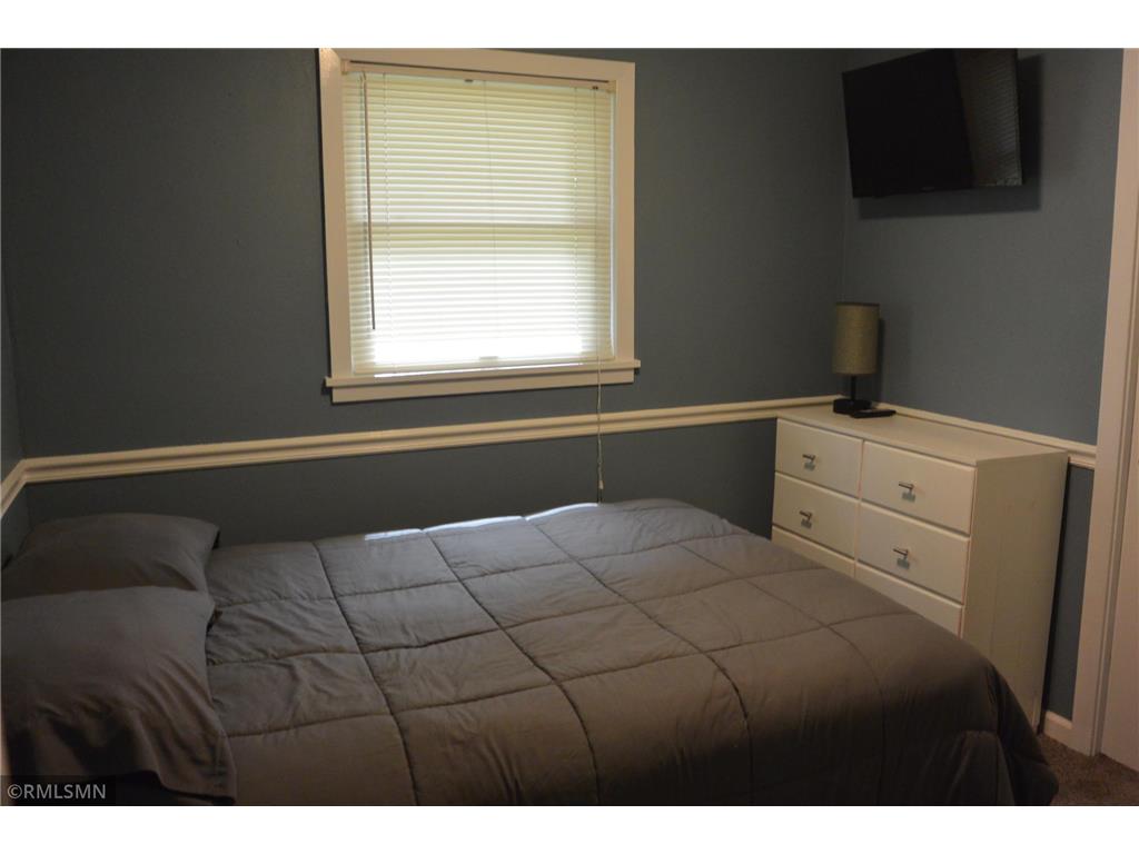 1323 Armstrong Avenue N Glencoe MN 55336 7084420 image26