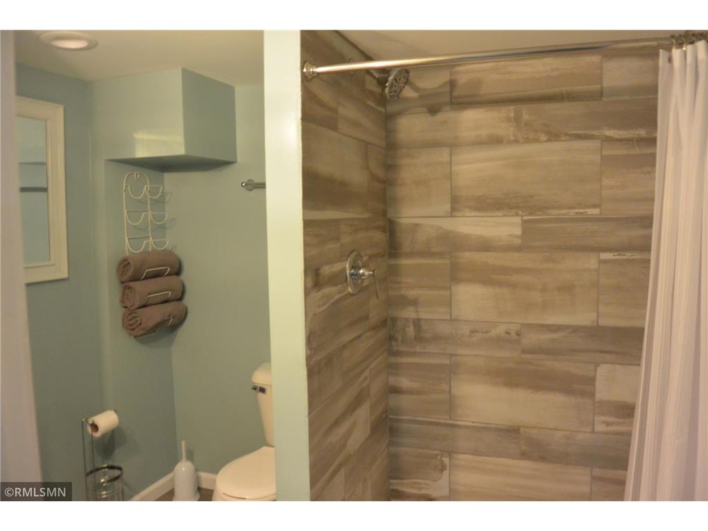 1323 Armstrong Avenue N Glencoe MN 55336 7084420 image30