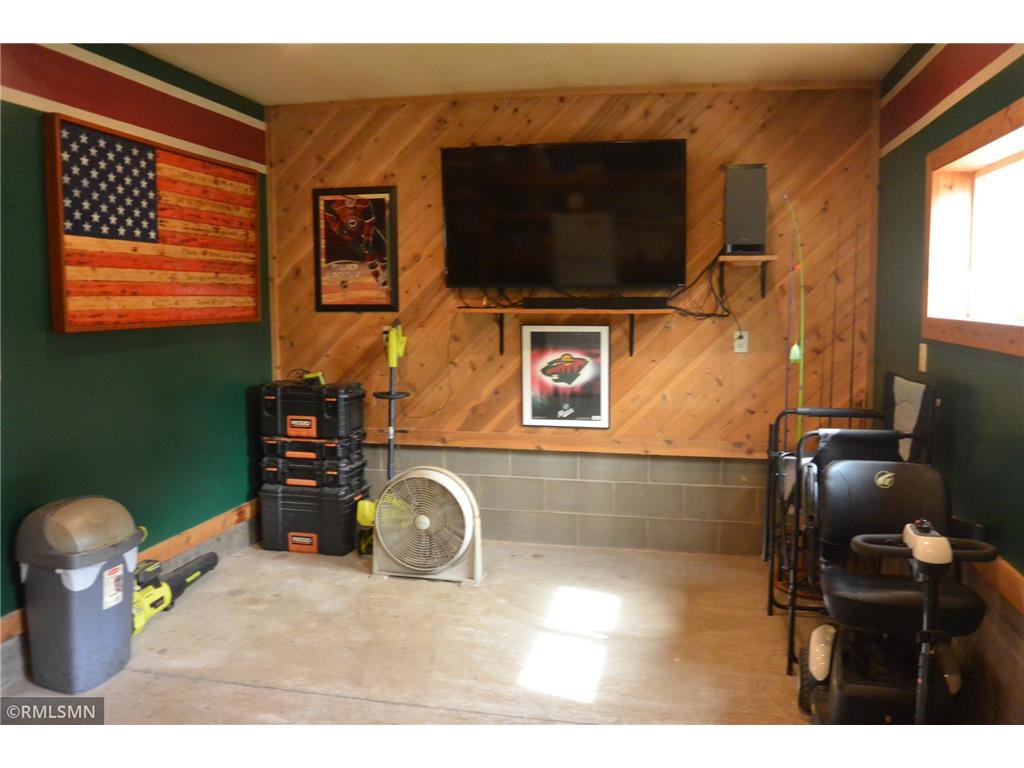1323 Armstrong Avenue N Glencoe MN 55336 7084420 image9