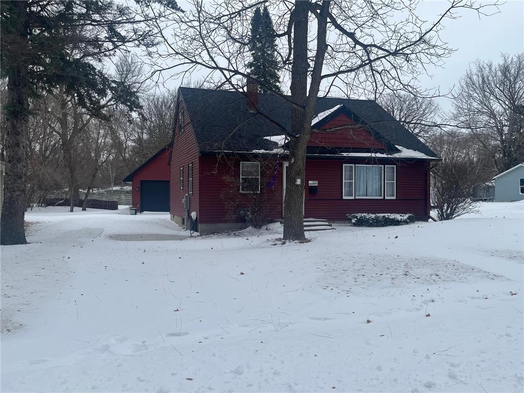 1323 Kandiyohi Avenue SW Willmar MN 56201 7003245 image1