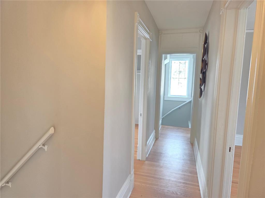 1323 Lincoln Avenue Saint Paul MN 55105 7012345 image26