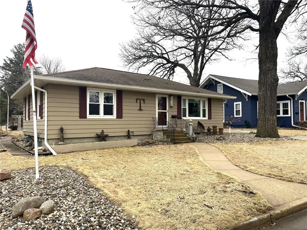 1323 Oak Beach Drive Fairmont MN 56031 - Budd 7031097 image1