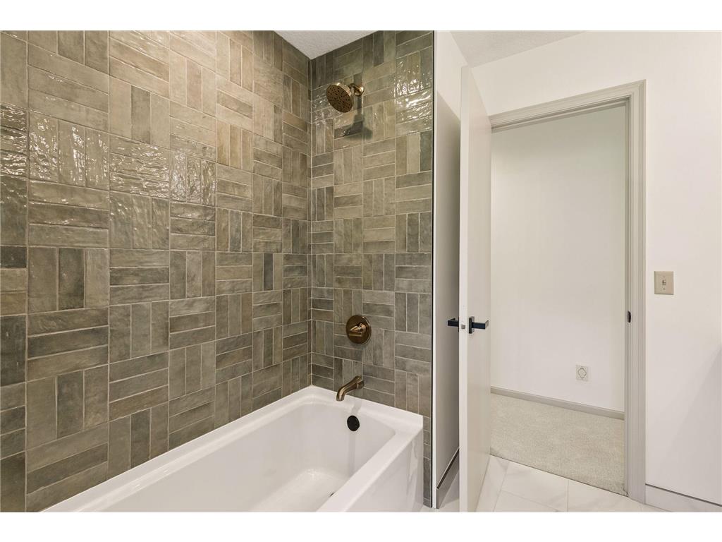 1323 Strawberry Hill Road S Afton MN 55001 7070551 image24