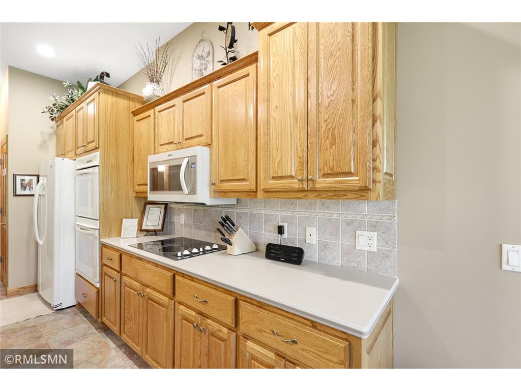 13233 Downey Trail Apple Valley MN 55124 7082497 image8