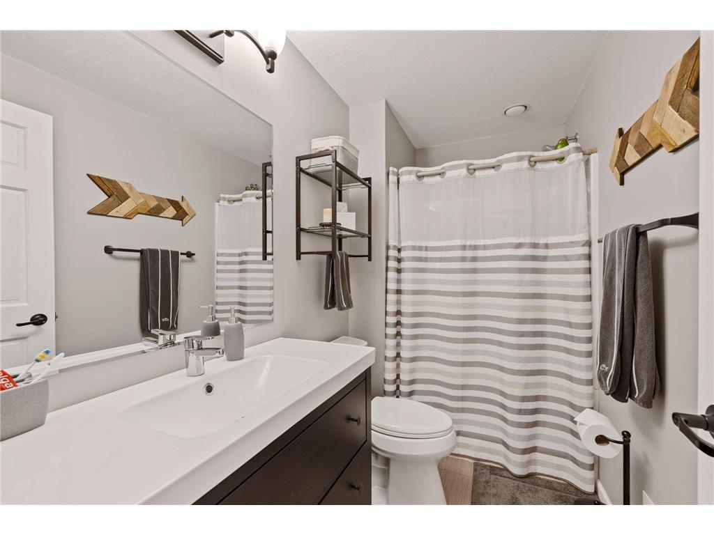 13233 Williamsberg Drive Savage MN 55378 6822910 image42