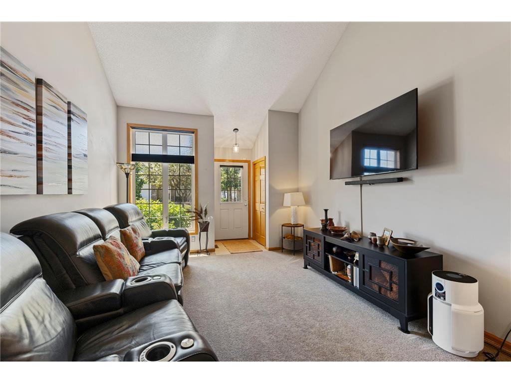 13233 Williamsberg Drive Savage MN 55378 6822910 image9